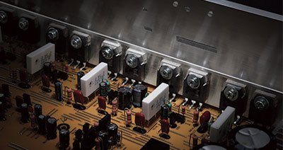 Discrete Amp Configuration for High Sound Quality